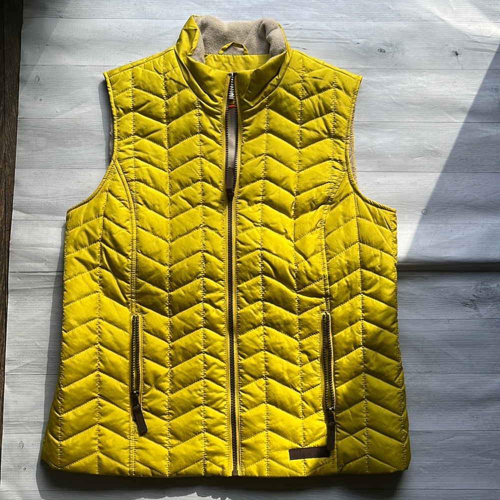 G.H. Bass & Co Vest